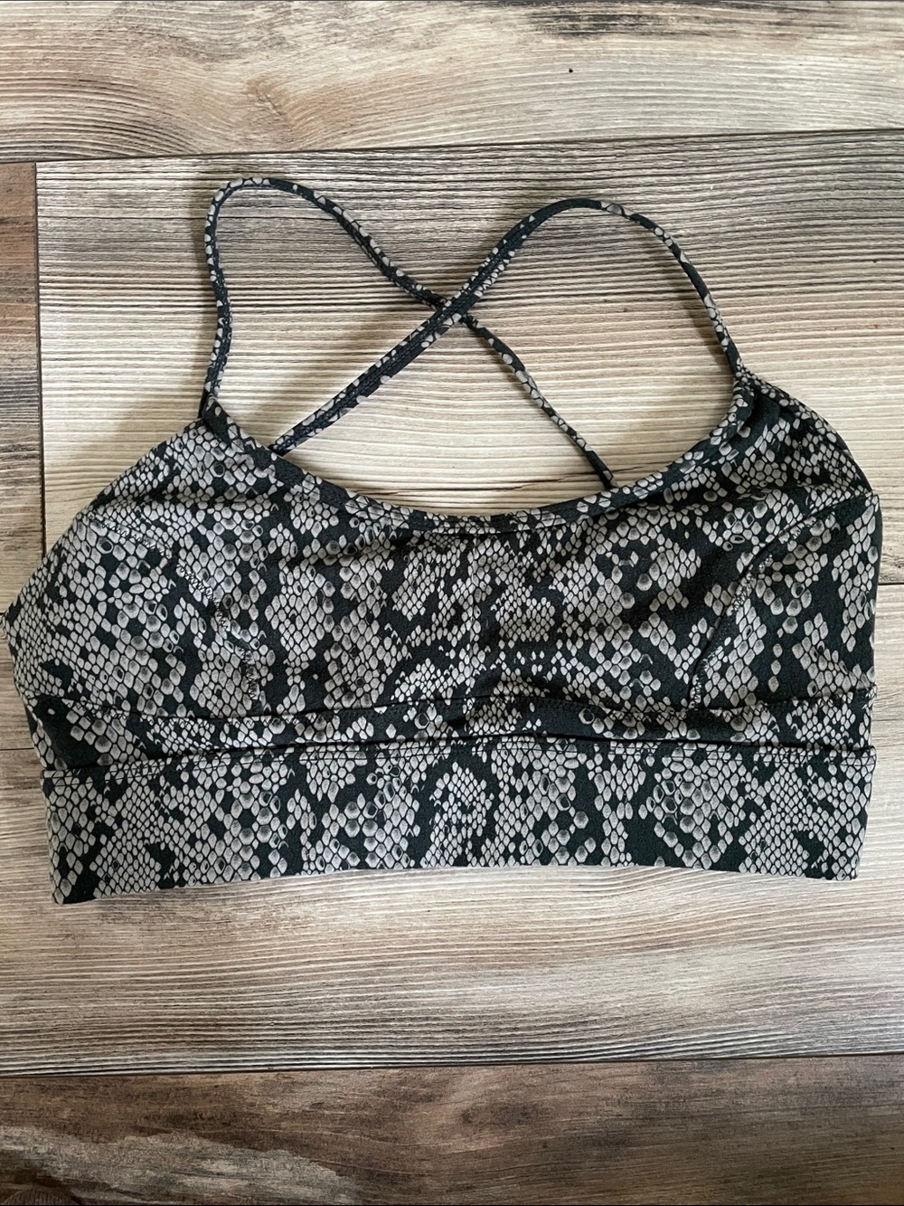 Snake Print Crossback Sports Bra - Black & Taupe